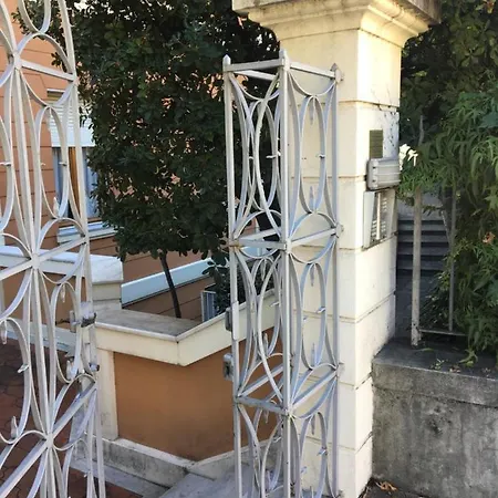 公寓 La Casa Degli Ulivi 圣雷默